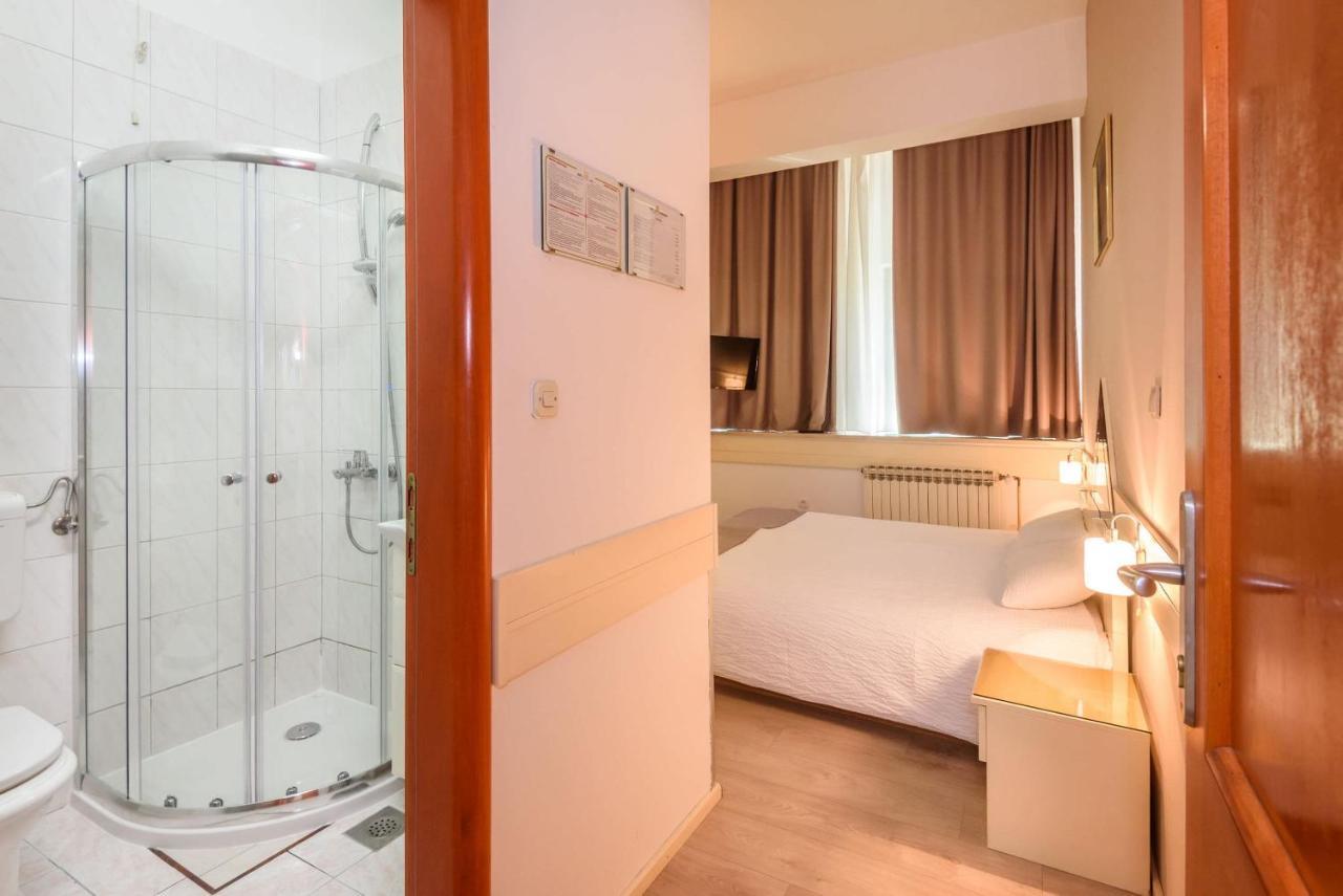 Hotel Mb Metković Zewnętrze zdjęcie